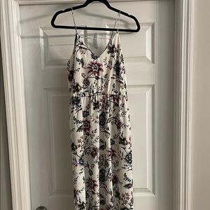 LOFT Floral Patterned Maxi Dress Size 6